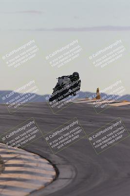 media/Sep-21-2025-Race Pace (Sun) [[98bf33ef95]]/Non Verified/1-Turns 9 and 10 (8am)/